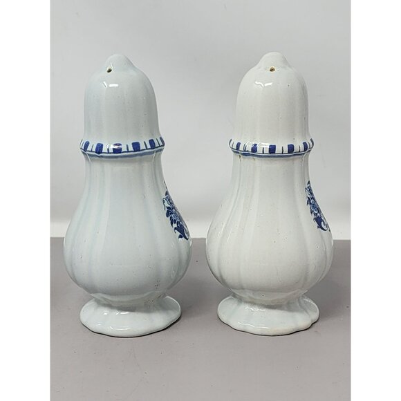 Vintage Ceramic Salt & Pepper Shakers White‎ & Blue Floral Design - Picture 4 of 8
